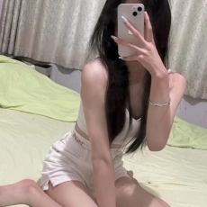 【高雄】小琪：160cm-C奶-44kg-23歲