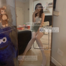 剛畢業的女大學生  不抽煙  無刺青
