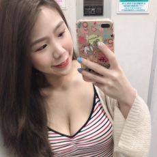 【高雄】清新正妹 招牌甜美笑容魅力滿分