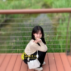 喜歡性感辣妹還是清純學生呢  都有唷