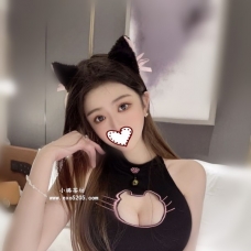 單純無害小貓咪 or 內心淫蕩的小欲女