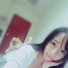 外表很清純 內心超級淫蕩