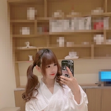 性感火辣 淫蕩大奶辣妹小蠻腰 值得細細品嘗