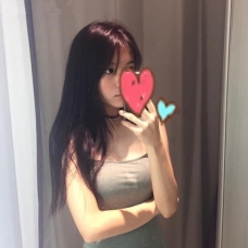 小姐很漂亮 又年輕~