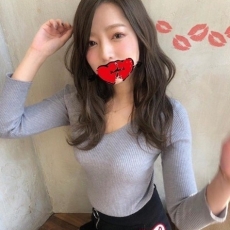 台妹兼職尺度大膽 小穴很緊 內粉外嫩