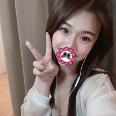 氣質美容正妹 臉蛋好看 皮膚白皙、