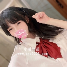 笑起來超甜的學生妹 有女友FU
