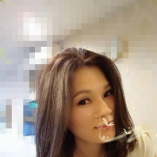 主推“#淫蕩騷貨” 性感人妻